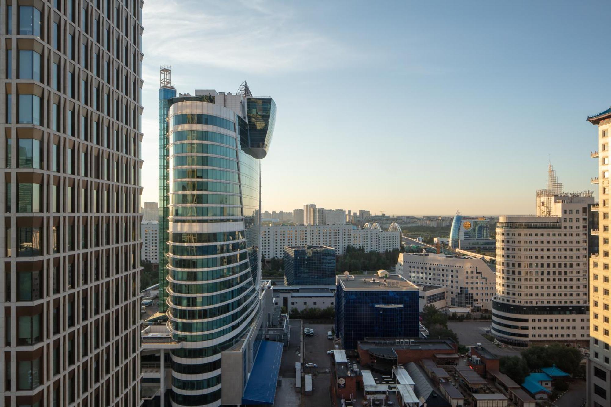 Hotel The Ritz-Carlton, Astana Exterior foto